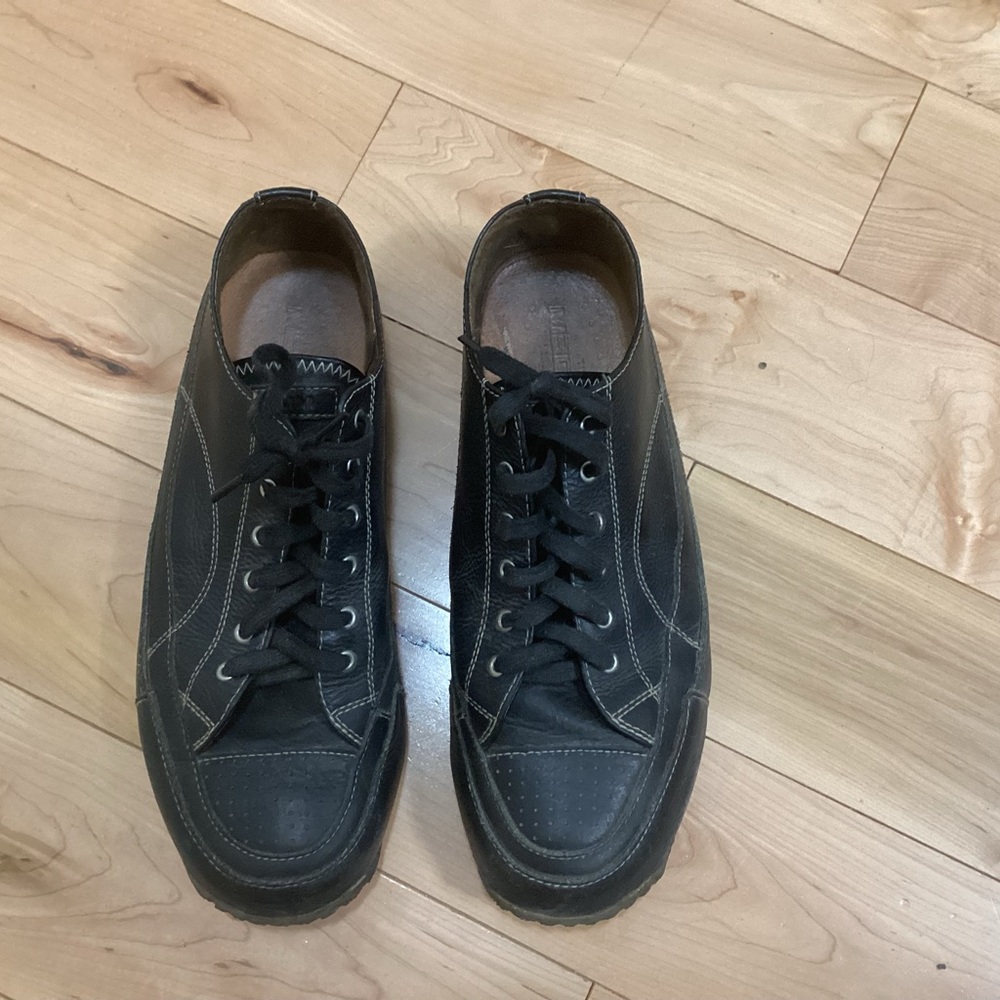 Men's Black Leather Sneakers